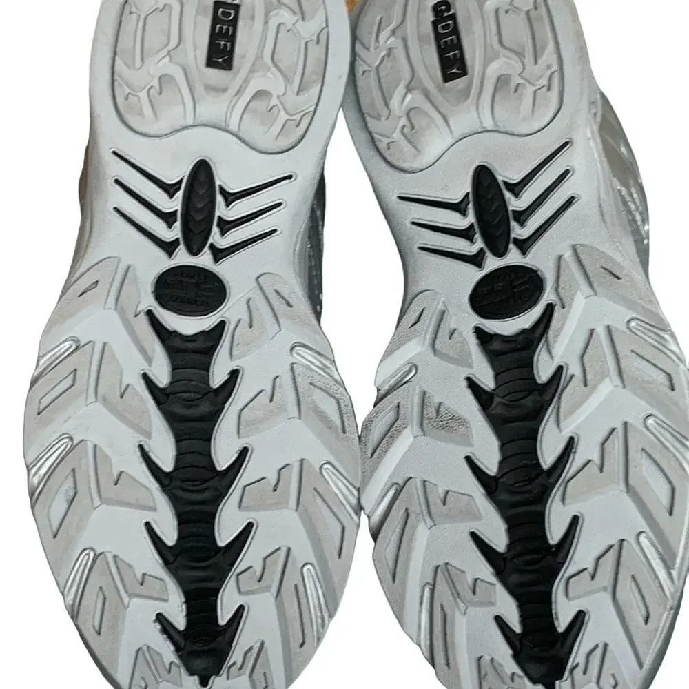 MENS GRAVITY DEFYER GDEFY MIGHTY WALK WALKING SHOES SIZE 8 LIKE NEW